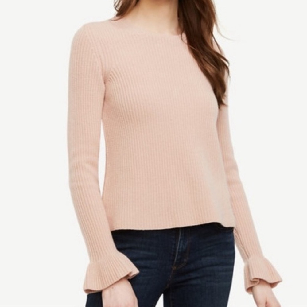ANN TAYLOR Dusty pink 95% WOOL 5% CASHMERE sweater with ruffle cuffs Size M